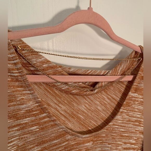 Self E EUC orange/cream metallic low back with gold chain long sleeve Size M - Picture 5 of 9